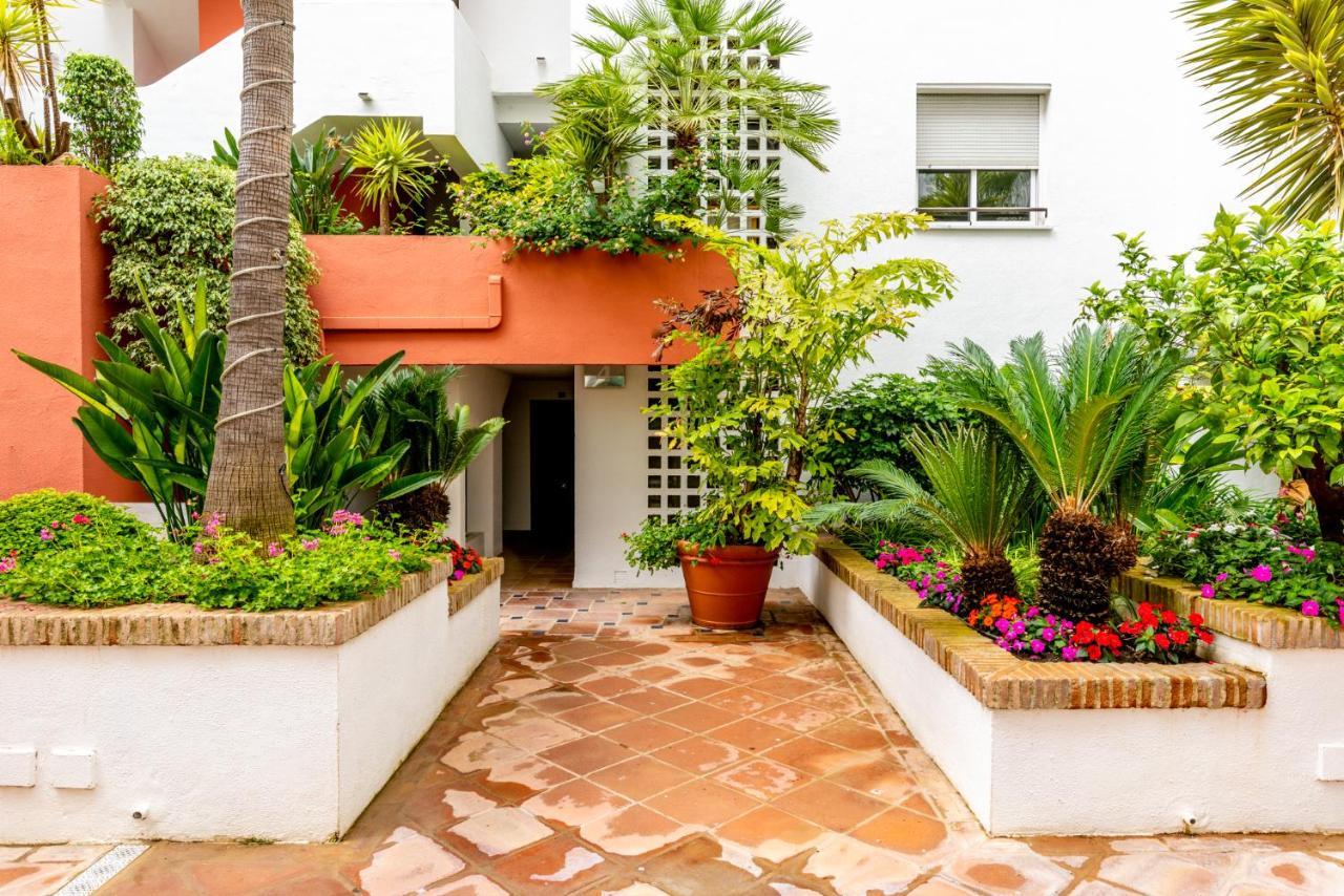 Livescape Medina Garden Marbella Exterior photo