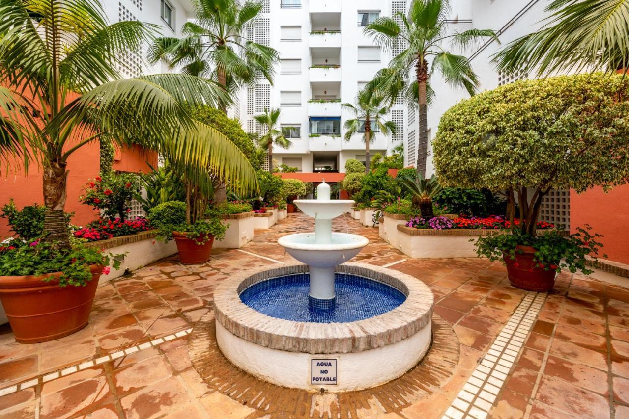 Livescape Medina Garden Marbella Exterior photo
